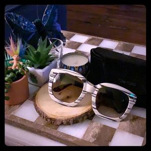 Super Dope Oversize White&Black TomFord Sunnies